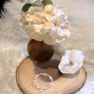 Gemstone Bracelet✨ Matte Rose Quartz, Matte Howlite, Matte Crackle Quartz